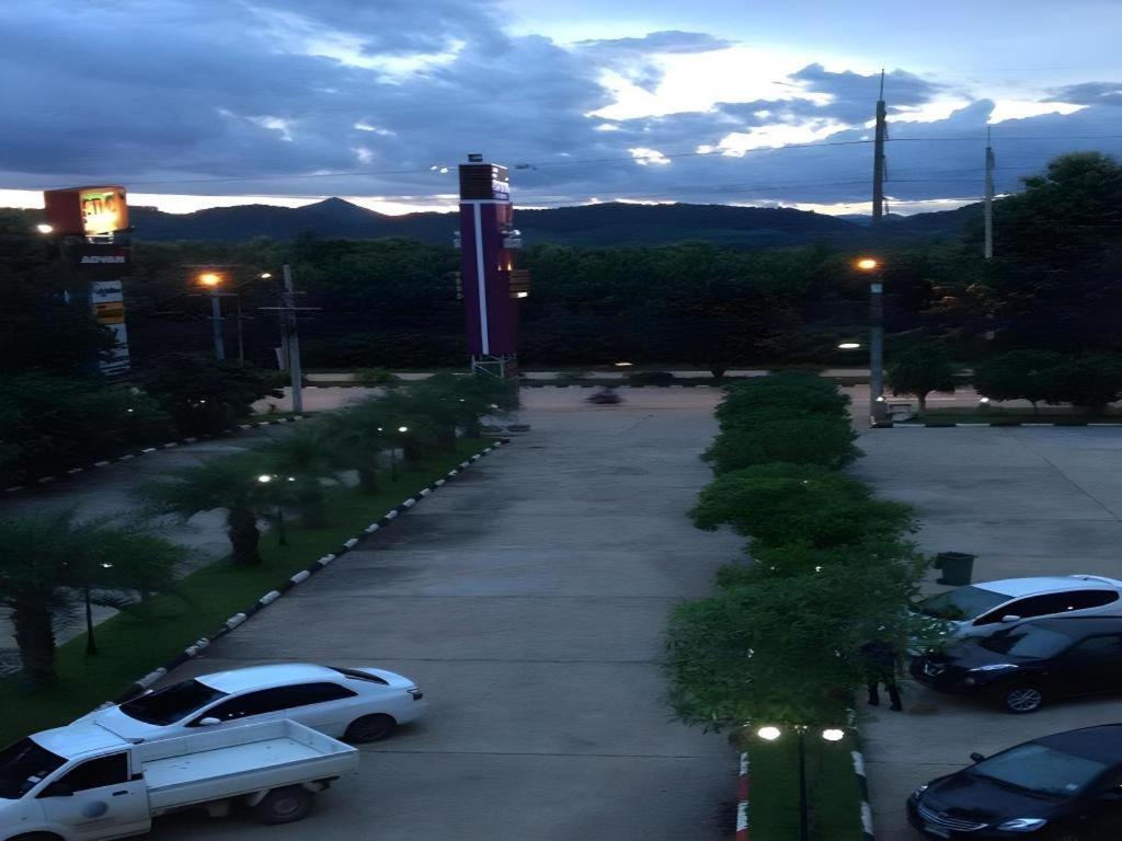 Sirimathani Hotel Loei Dış mekan fotoğraf
